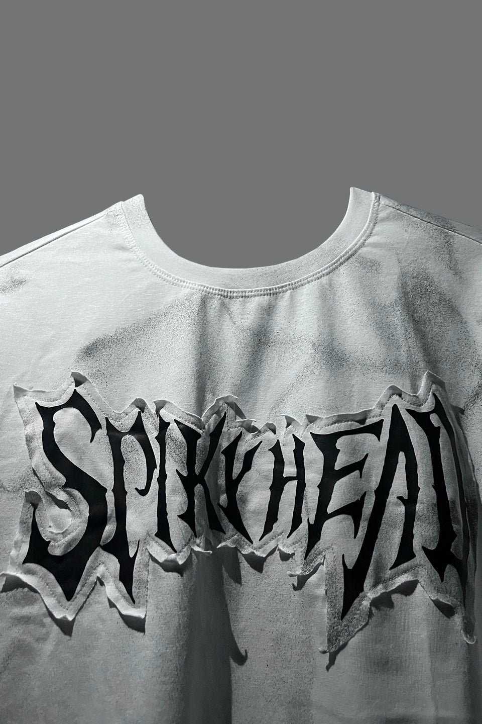 SPIKYHEAD SPRAY PAINTED PATCH T-SHIRT